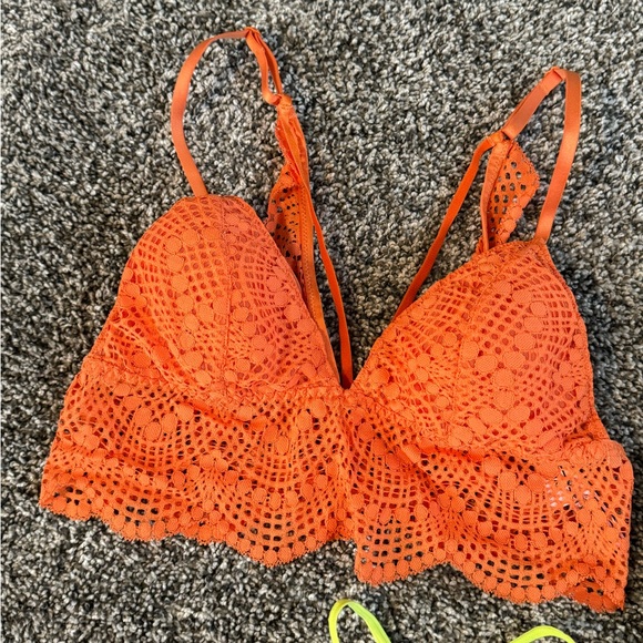 3 Victoria Secret Bralettes - Picture 2 of 11